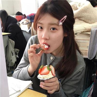 穿越末日前10年，靠着记忆玩转末日